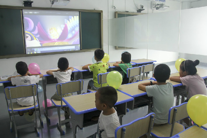 成年人免费看片教學員工親子活動