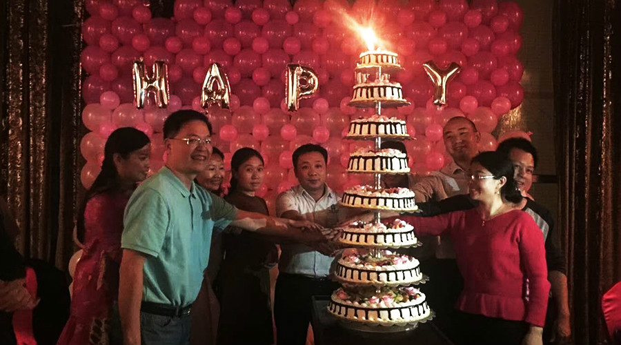 一路有你，盡顯成年人免费看片雄風，攜手共進，再創輝煌